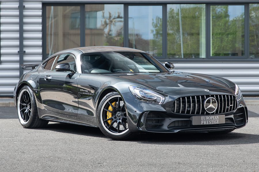 Mercedes-Benz AMG GT-R Premium