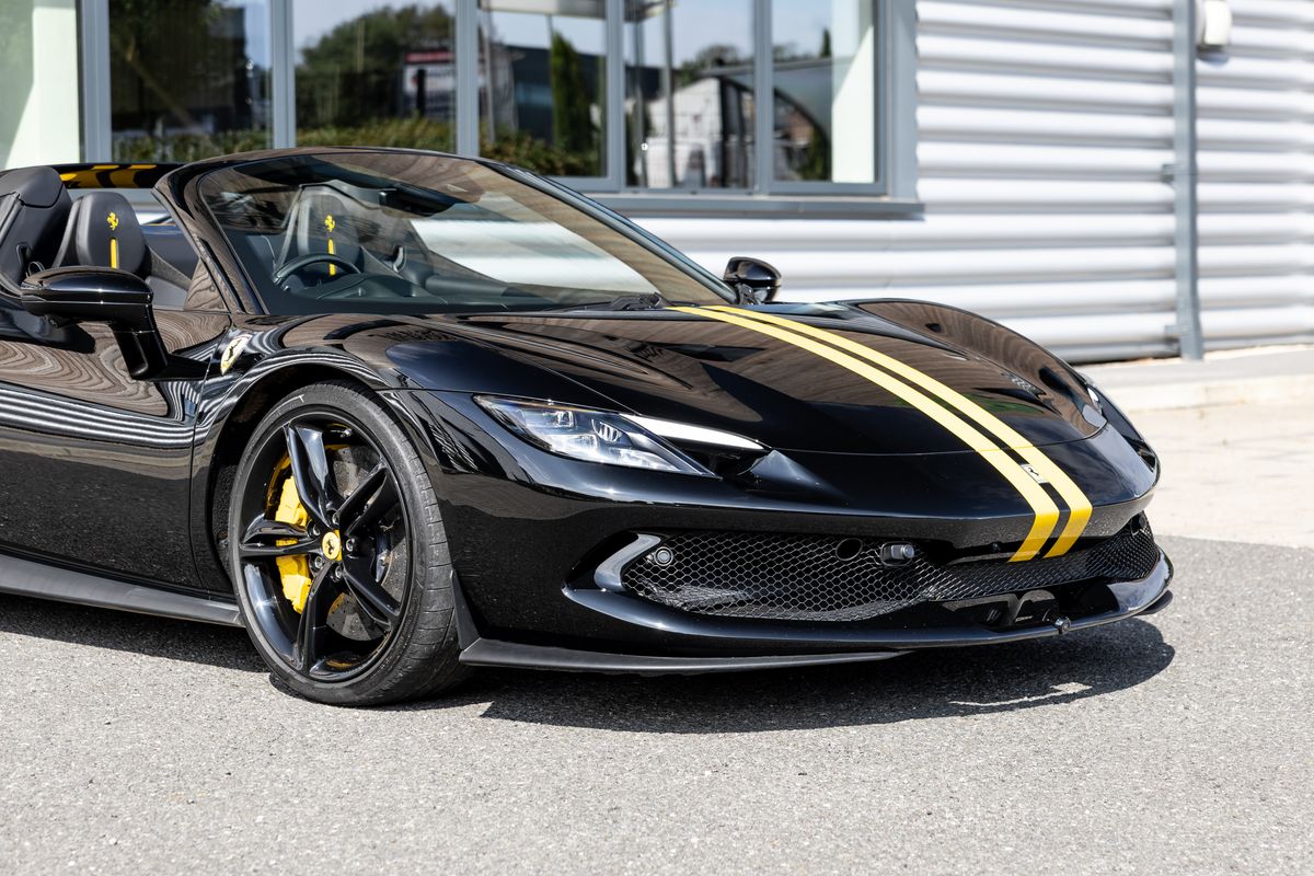 2023 Ferrari 296 GTS
