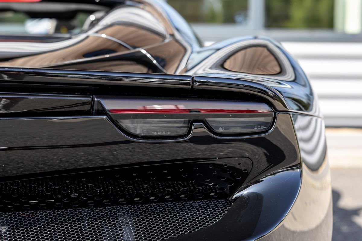2023 Ferrari 296 GTS