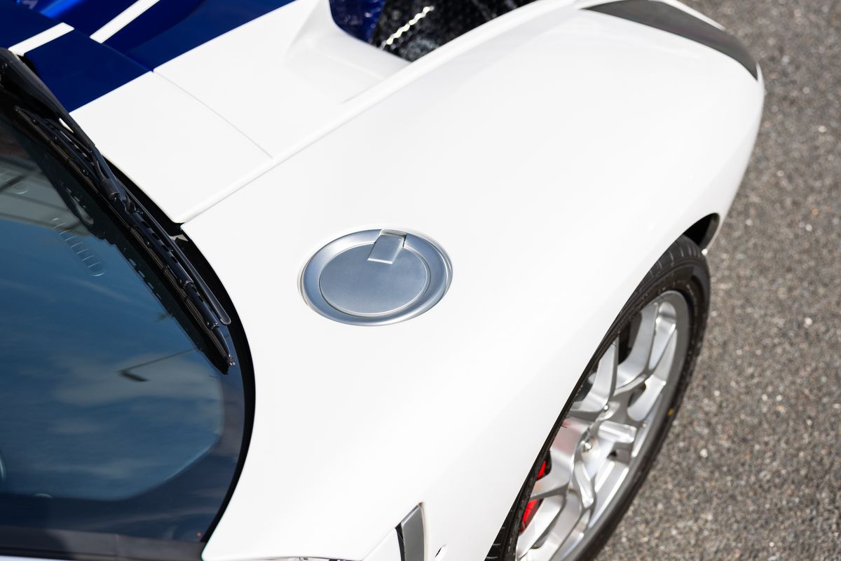2004 Ford GT