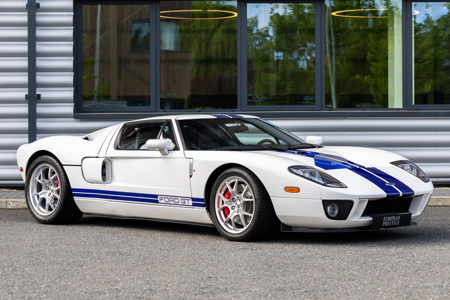 Ford GT