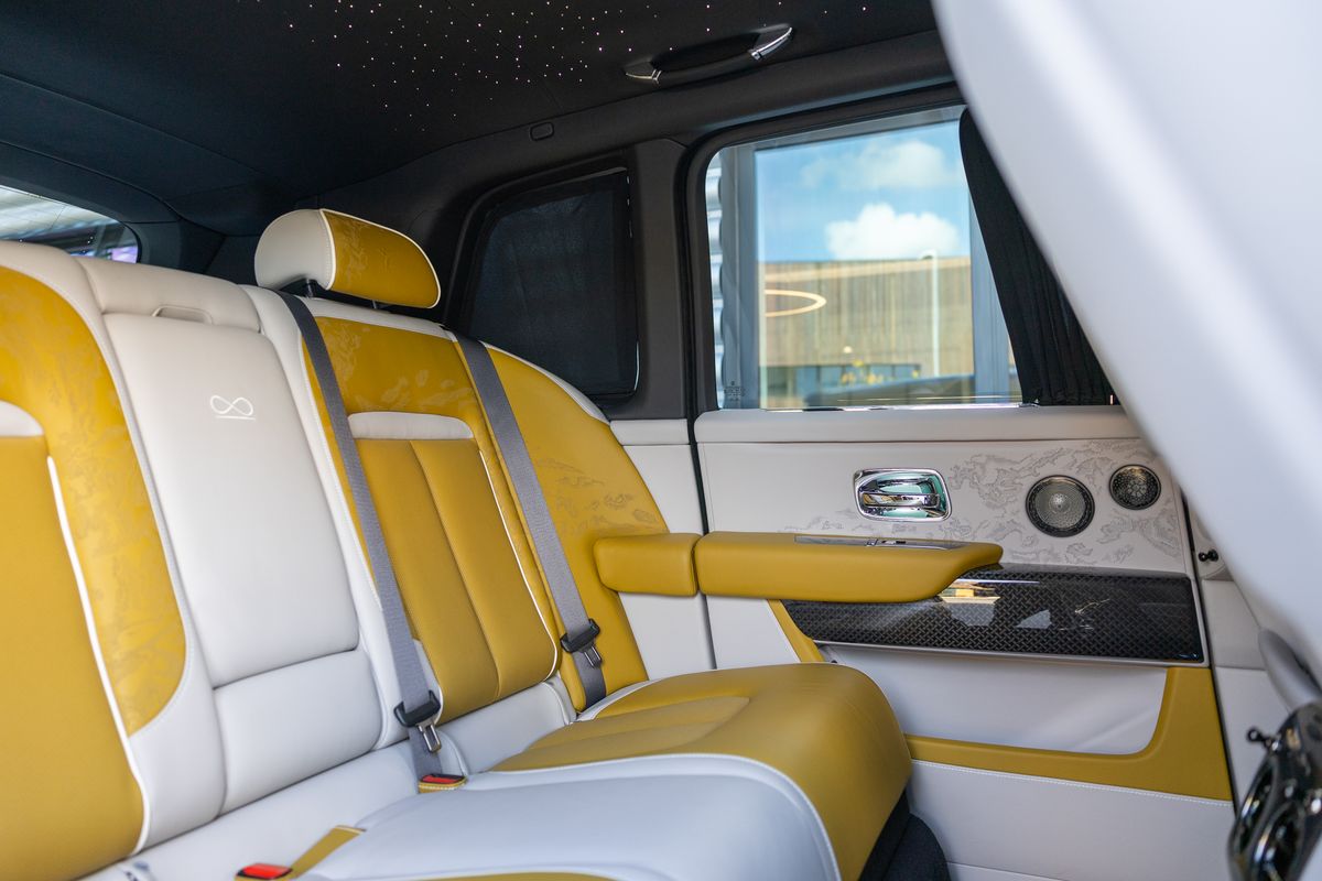 2024 Rolls-Royce Cullinan Series II Black Badge