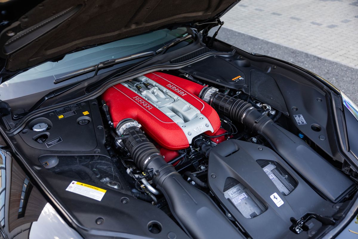 2019 Ferrari 812 Superfast