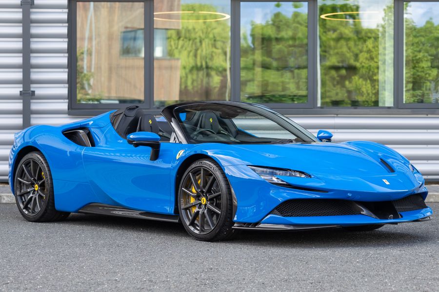 Ferrari SF90 Spider