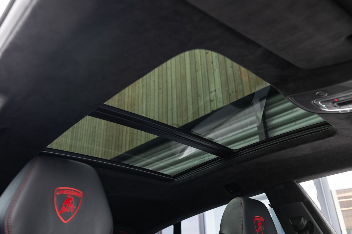2022 Lamborghini Urus