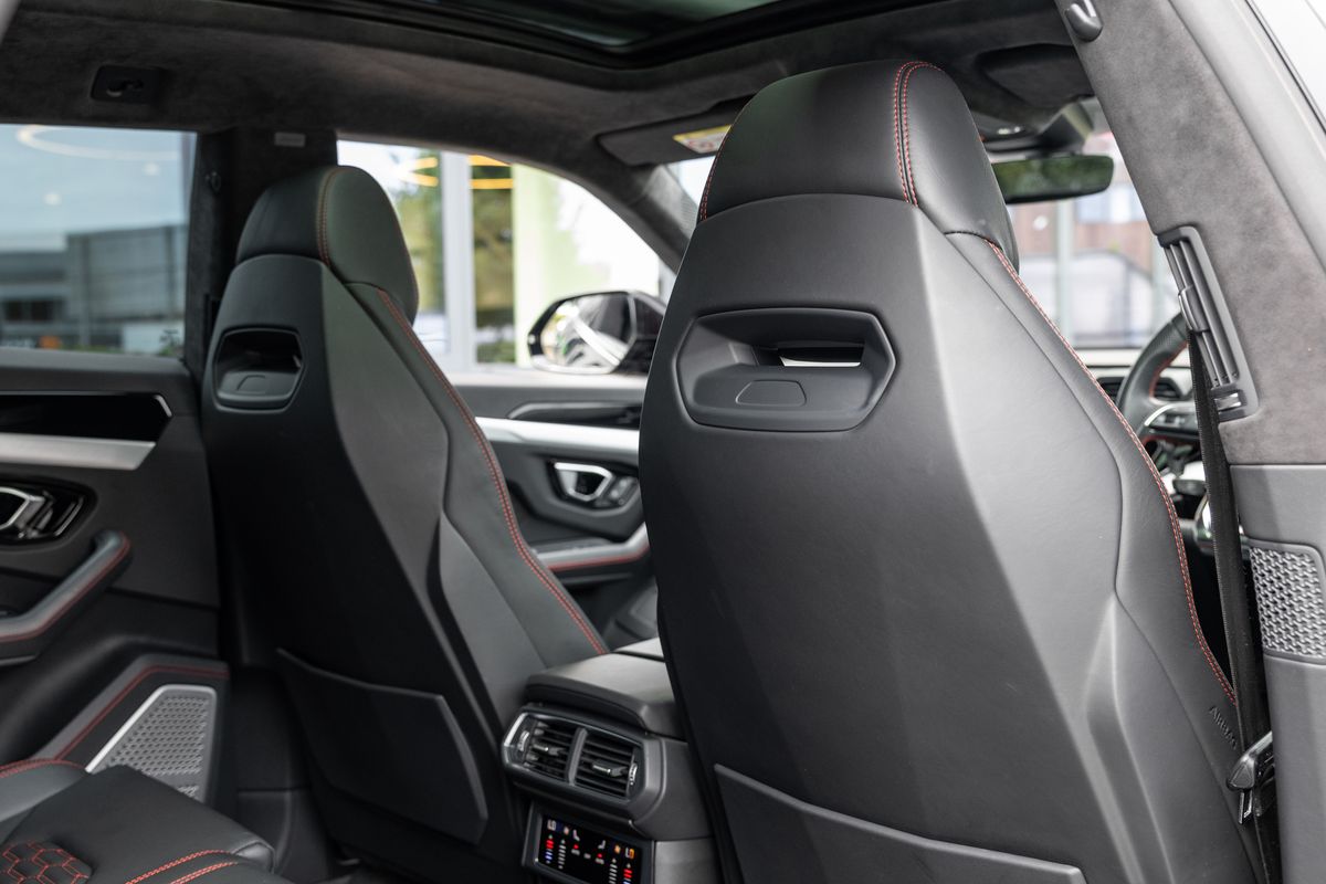 2022 Lamborghini Urus