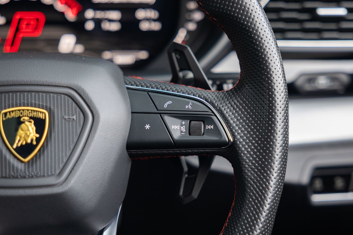 2022 Lamborghini Urus