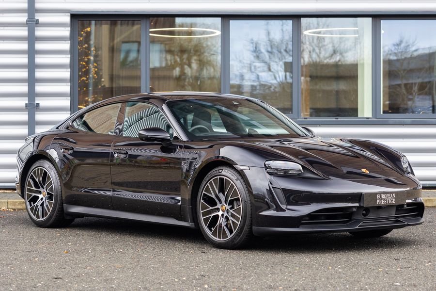 Porsche Taycan Performance Plus