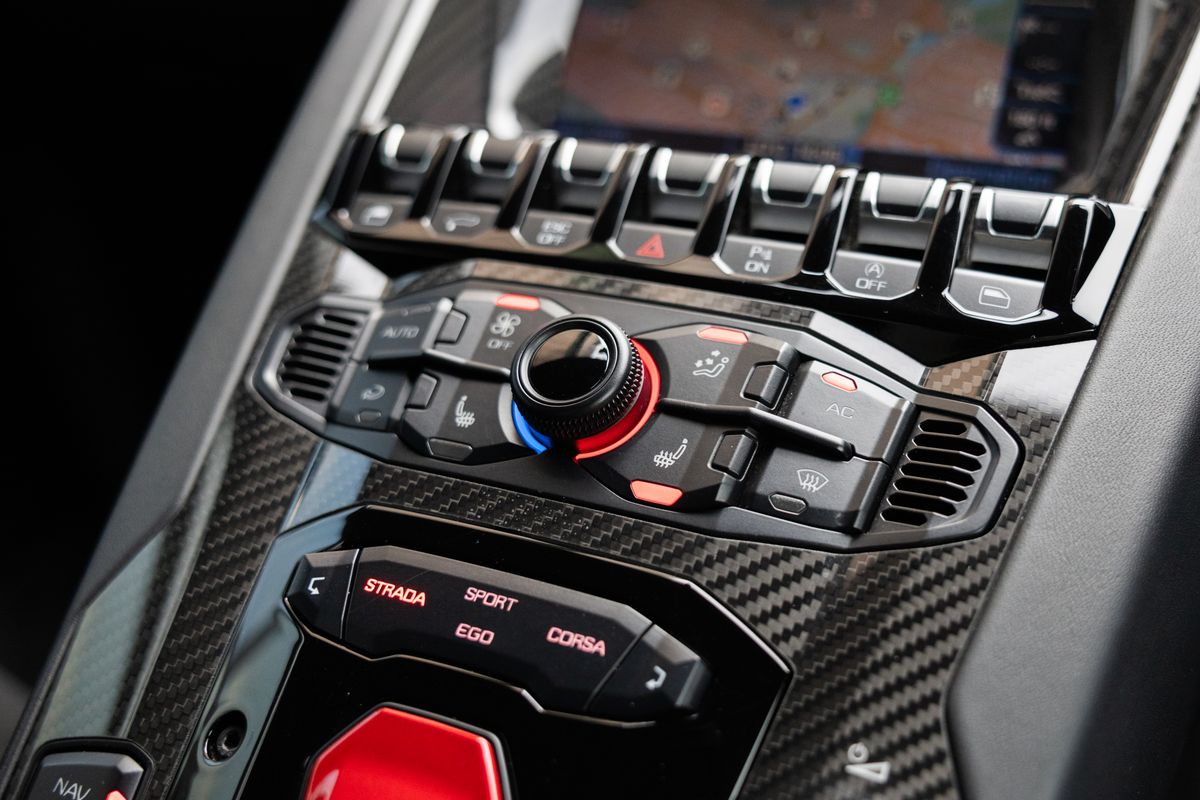 2017 Lamborghini Aventador S
