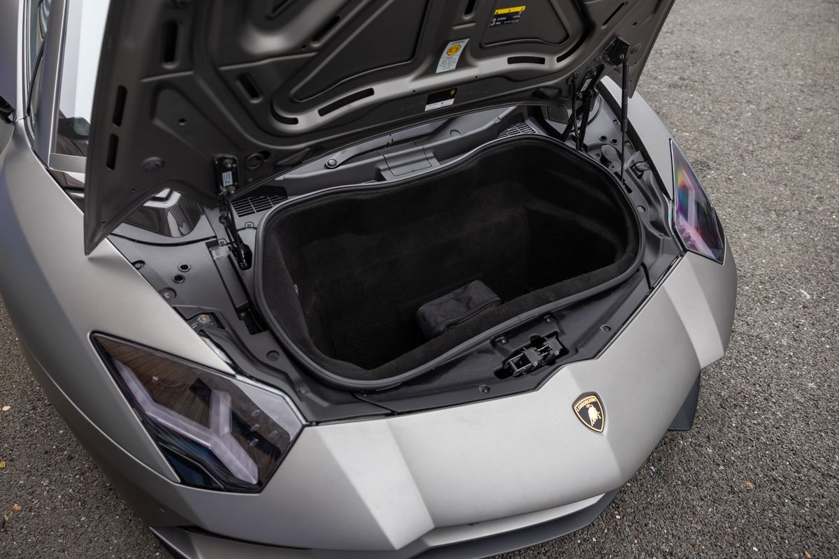 2017 Lamborghini Aventador S