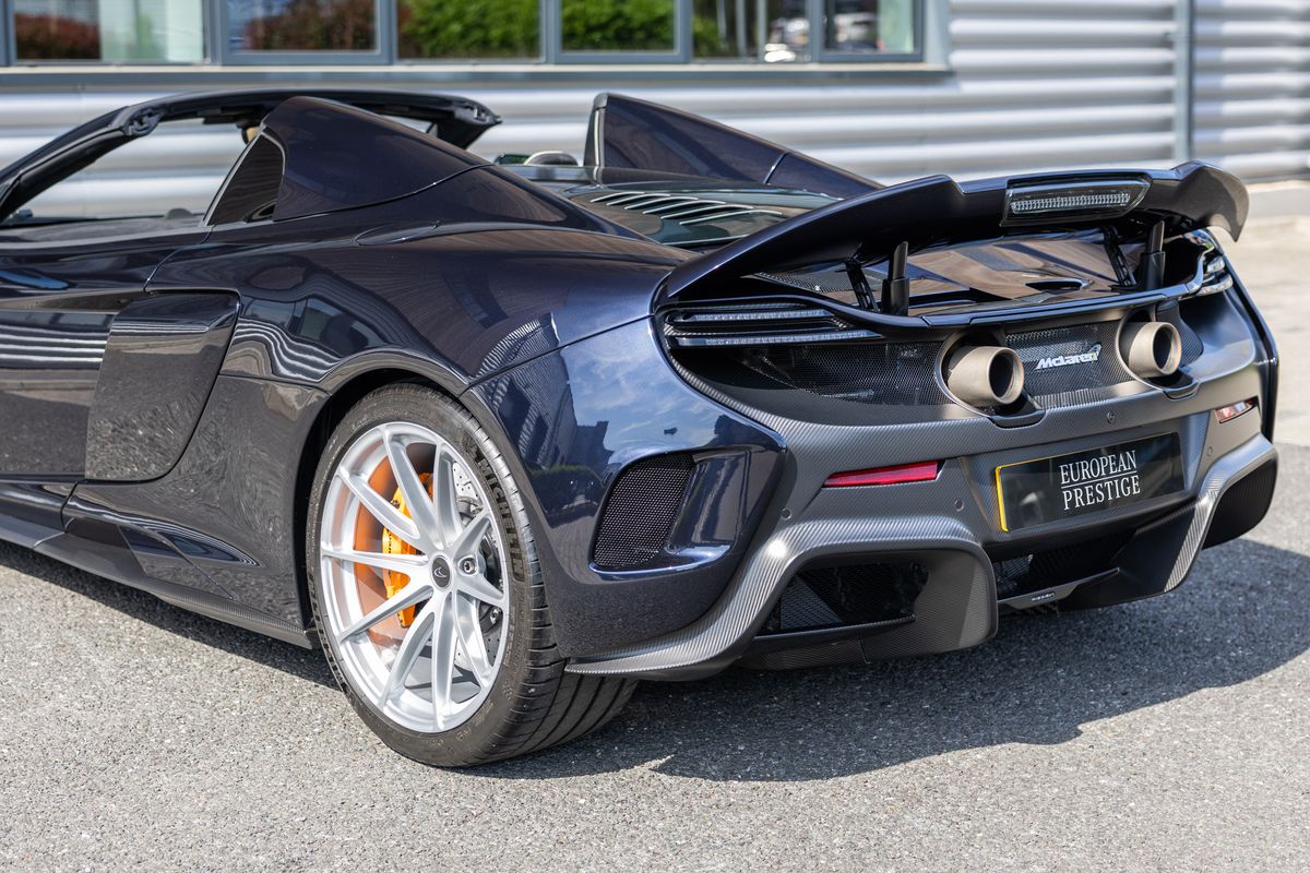 2016 McLaren 675LT Spider