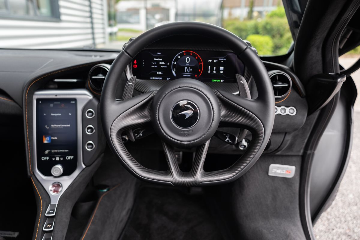 2024 McLaren 750S