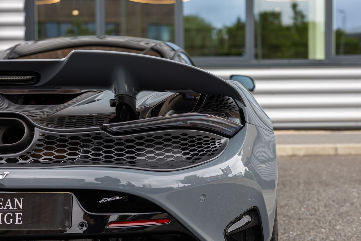 2024 McLaren 750S