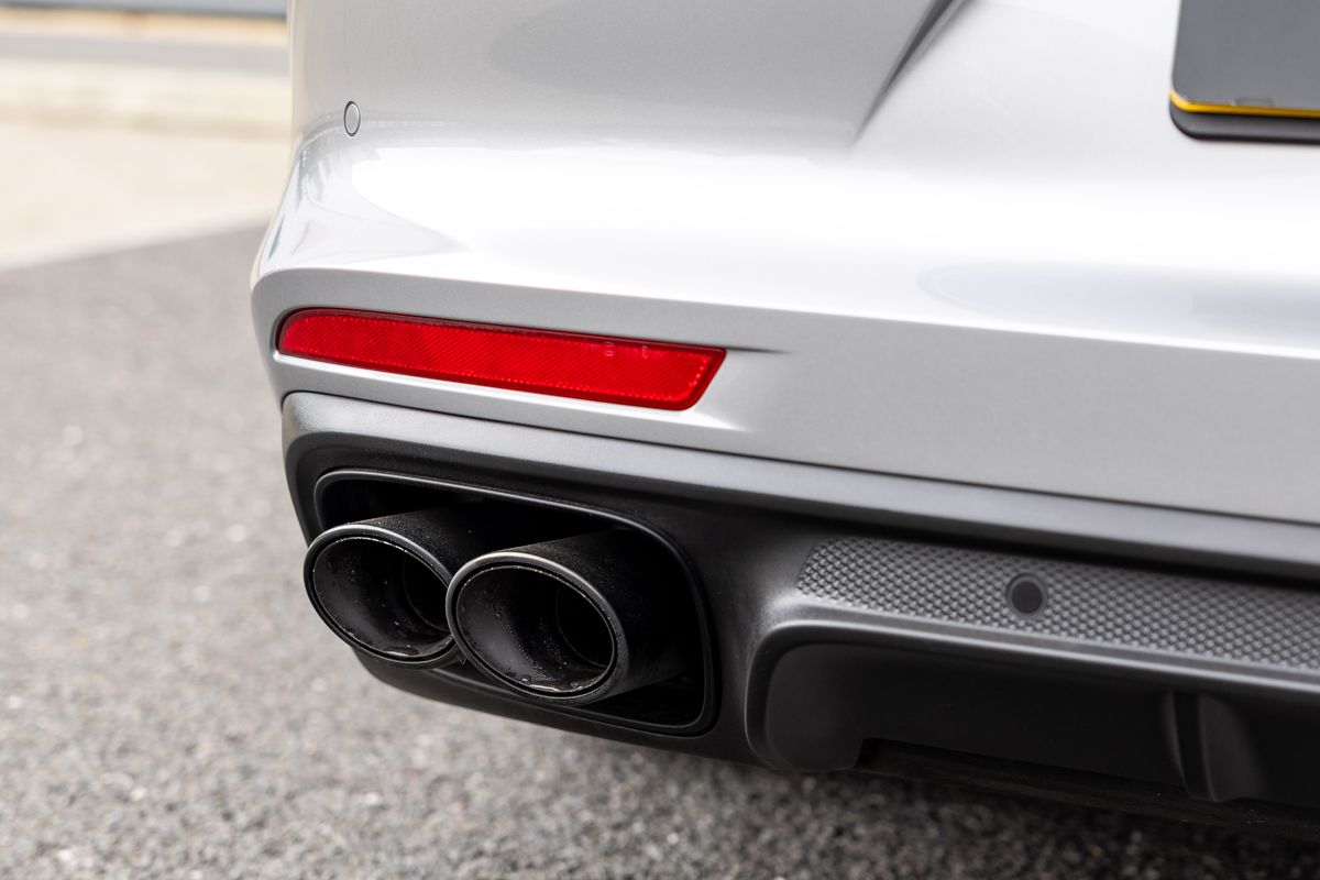 2022 Porsche Panamera 4S Saloon