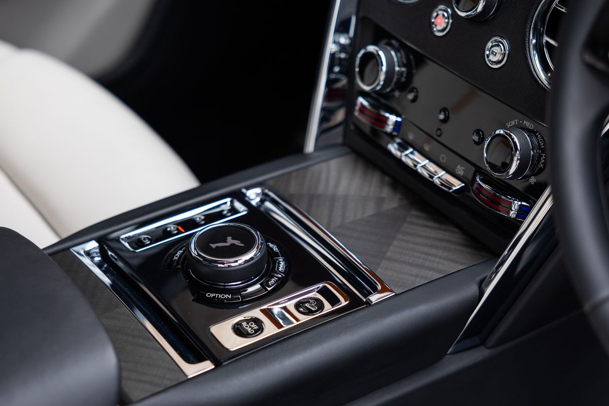 2021 Rolls-Royce Cullinan Urban Widetrack