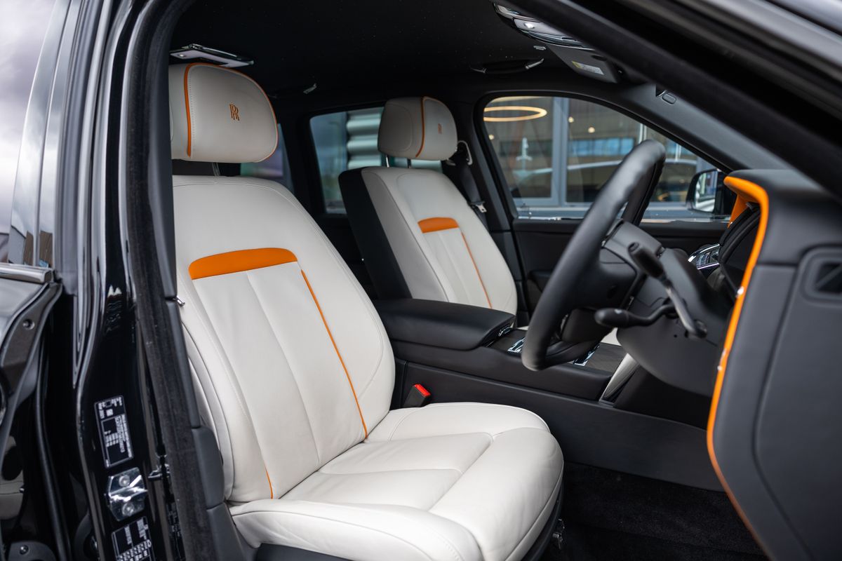 2021 Rolls-Royce Cullinan Urban Widetrack