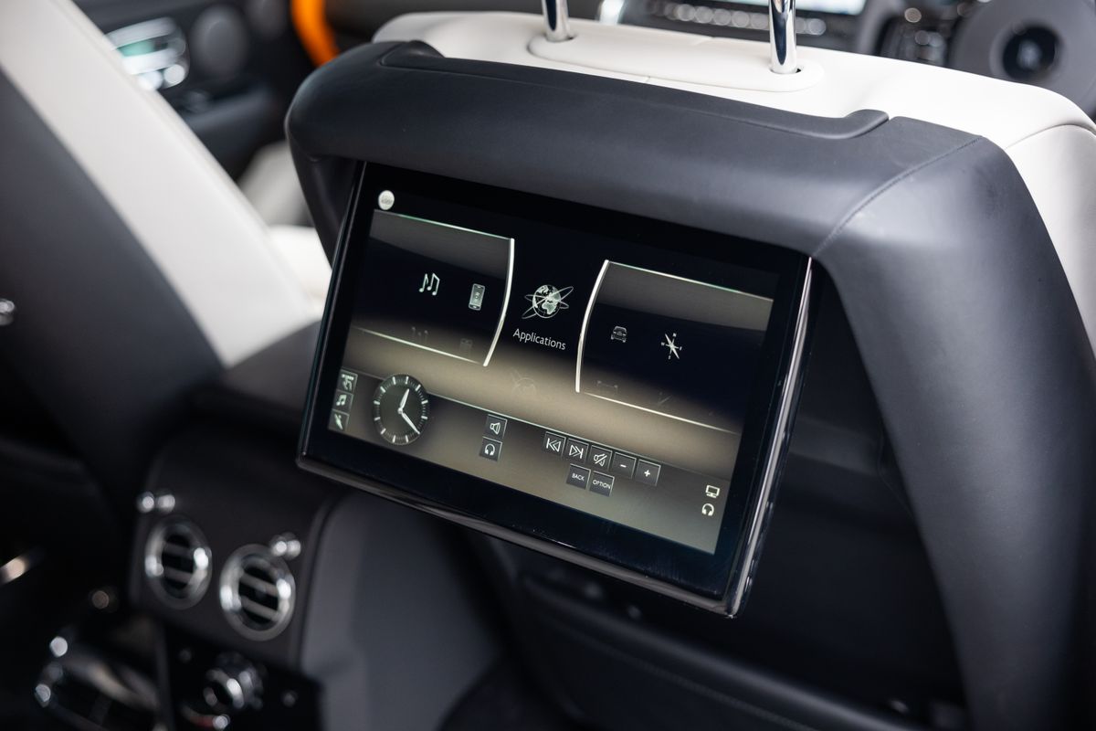 2021 Rolls-Royce Cullinan Urban Widetrack