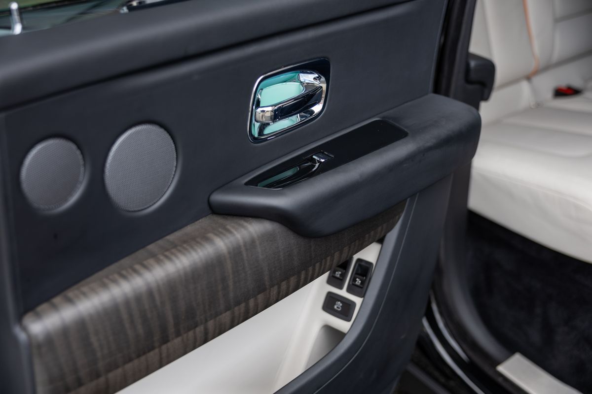 2021 Rolls-Royce Cullinan Urban Widetrack