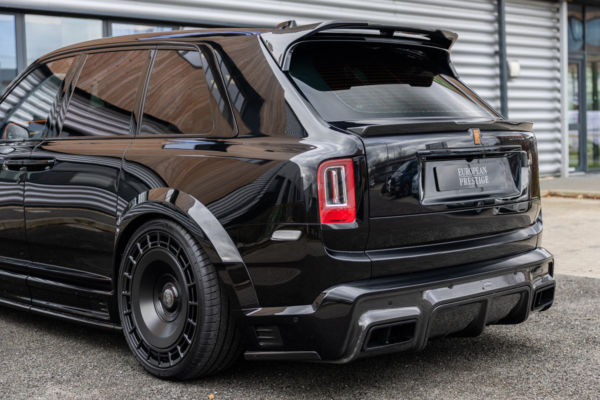 2021 Rolls-Royce Cullinan Urban Widetrack