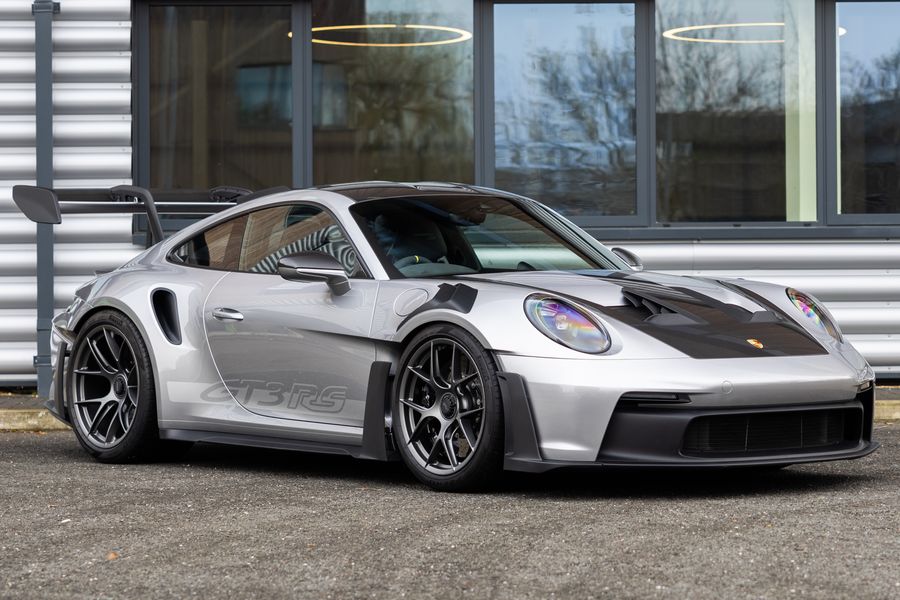 Porsche 911 (992) GT3 RS Weissach