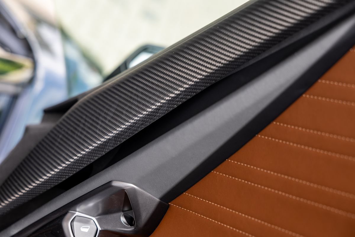 2024 Lamborghini Revuelto