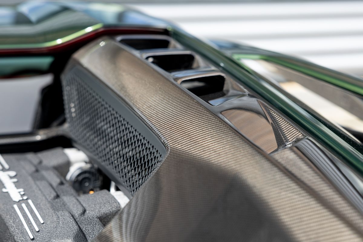 2024 Lamborghini Revuelto