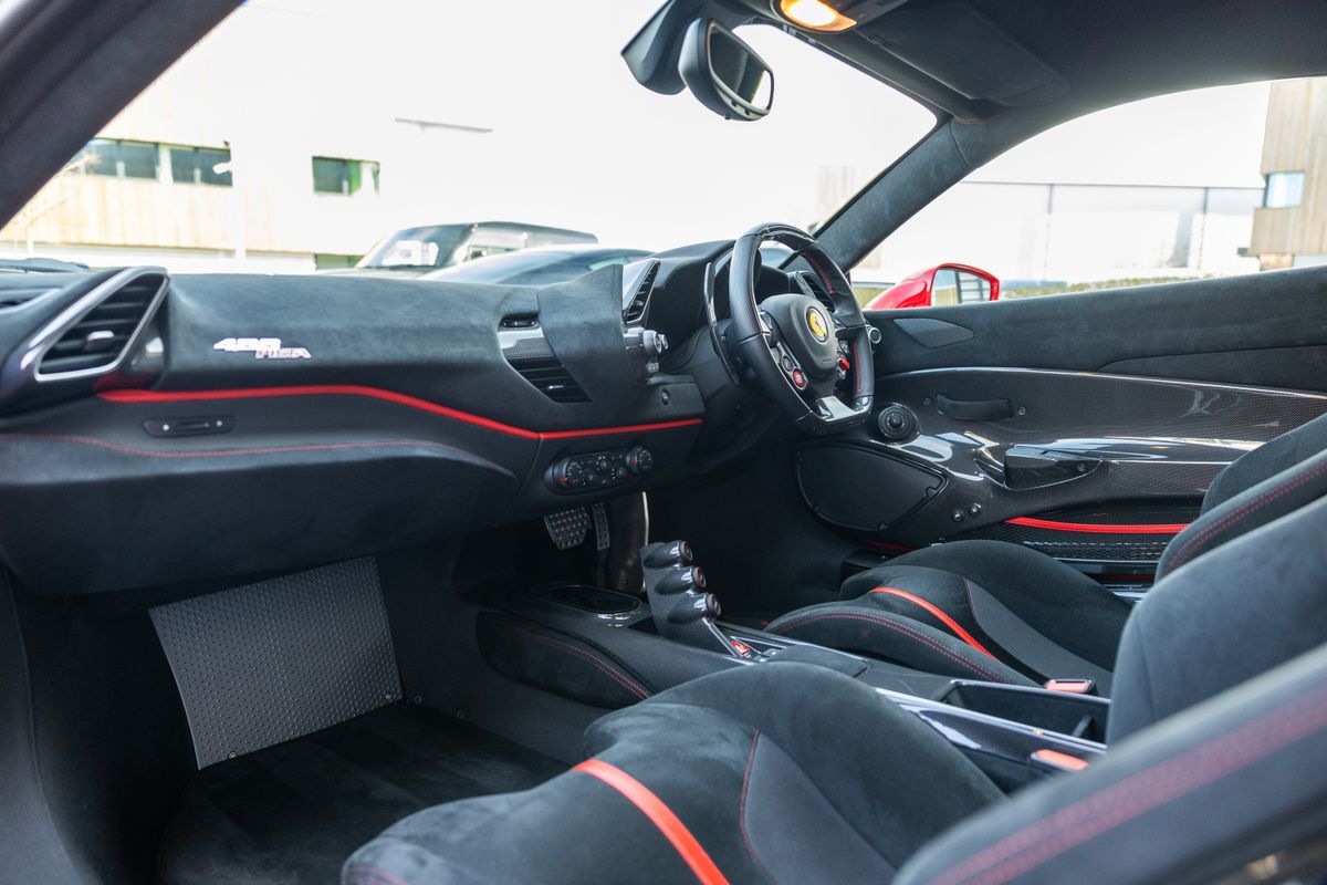 2020 Ferrari 488 Pista