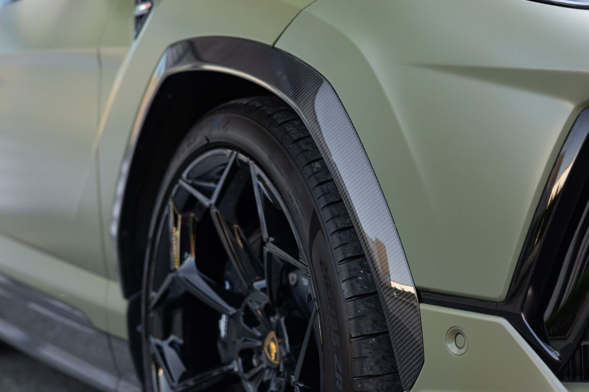 2024 Lamborghini Urus Performante