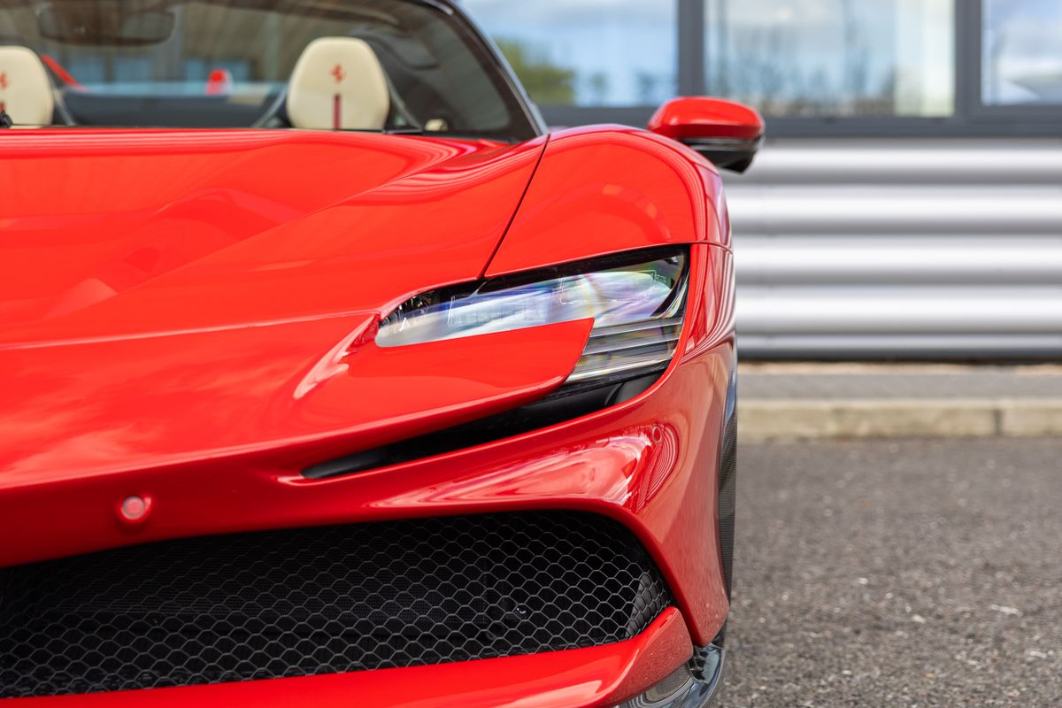2022 Ferrari SF90 Spider