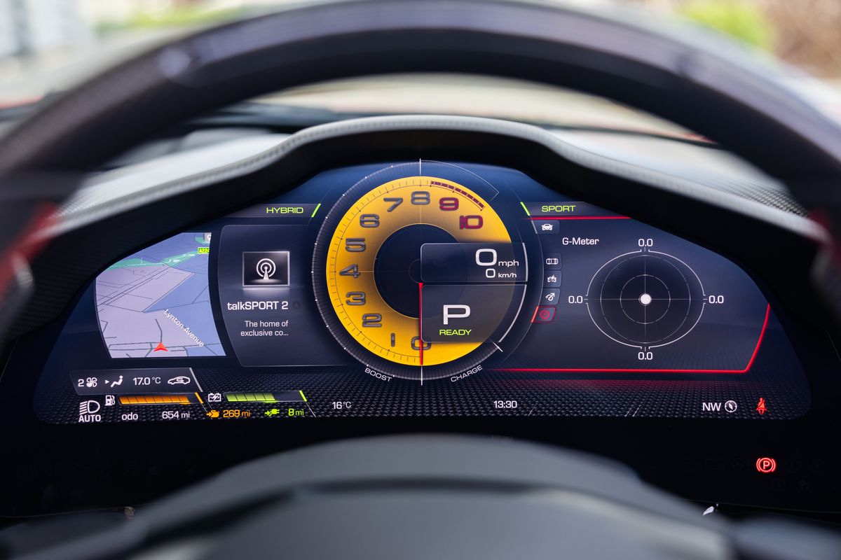 2022 Ferrari SF90 Spider