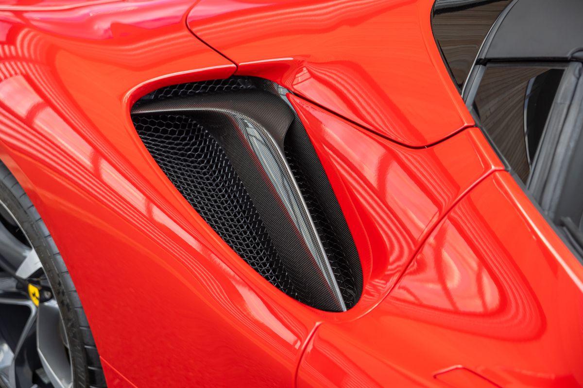 2022 Ferrari SF90 Spider