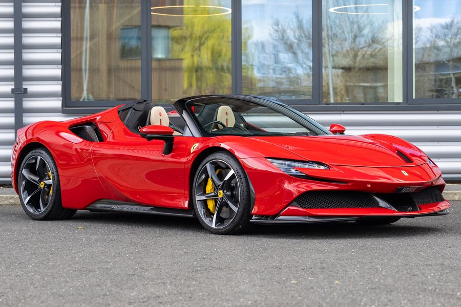 Ferrari SF90 Spider