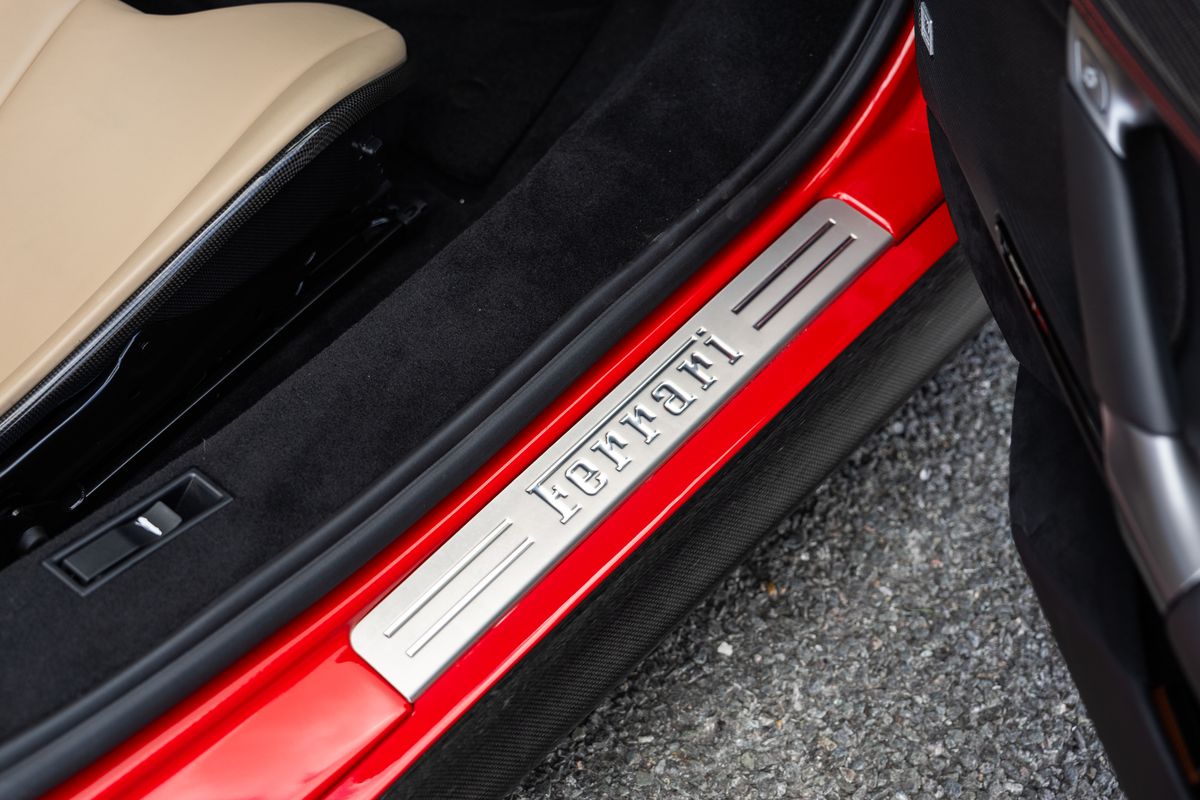2022 Ferrari SF90 Spider