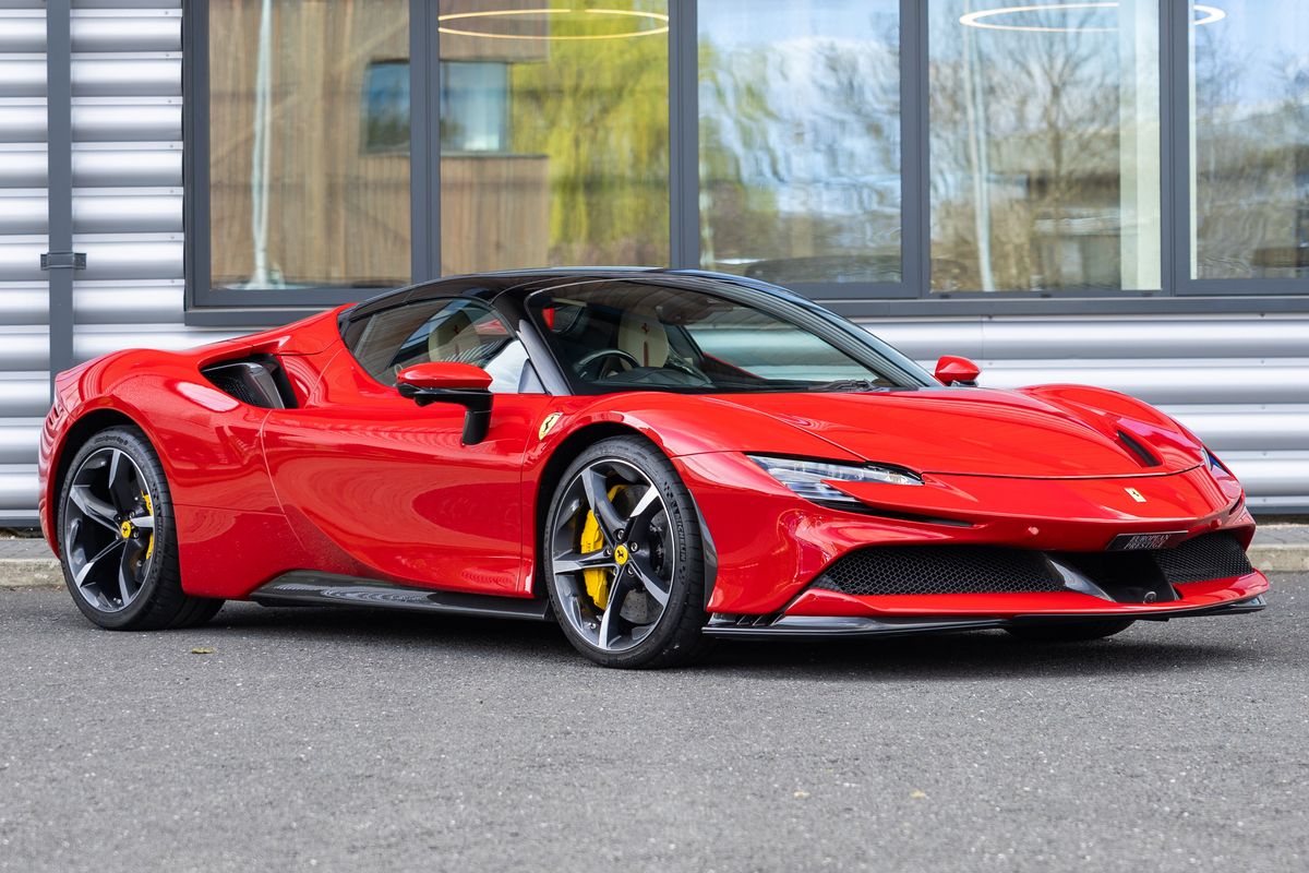2022 Ferrari SF90 Spider