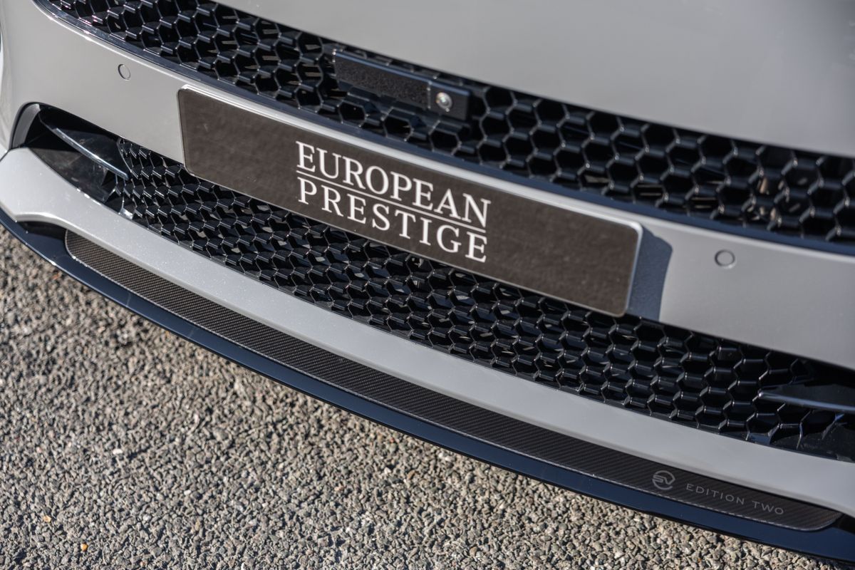 2025 Land Rover Range Rover Sport SV