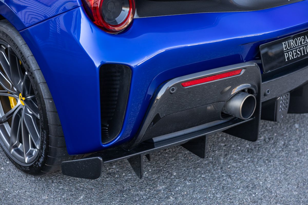 2020 Ferrari 488 Pista