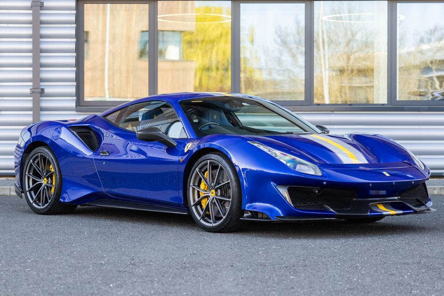 Ferrari 488 Pista