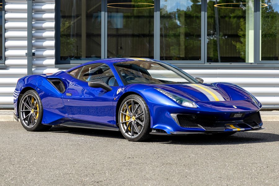 Ferrari 488 Pista