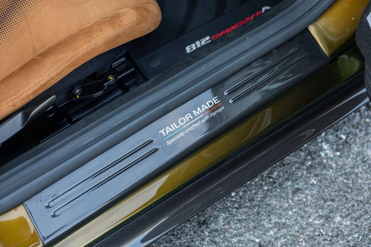 2024 Ferrari 812 Competizione Aperta