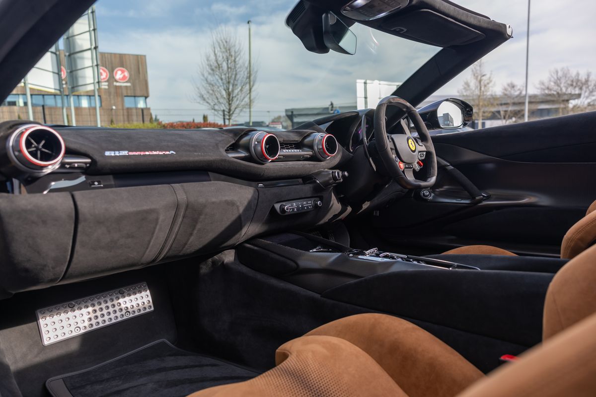 2024 Ferrari 812 Competizione Aperta