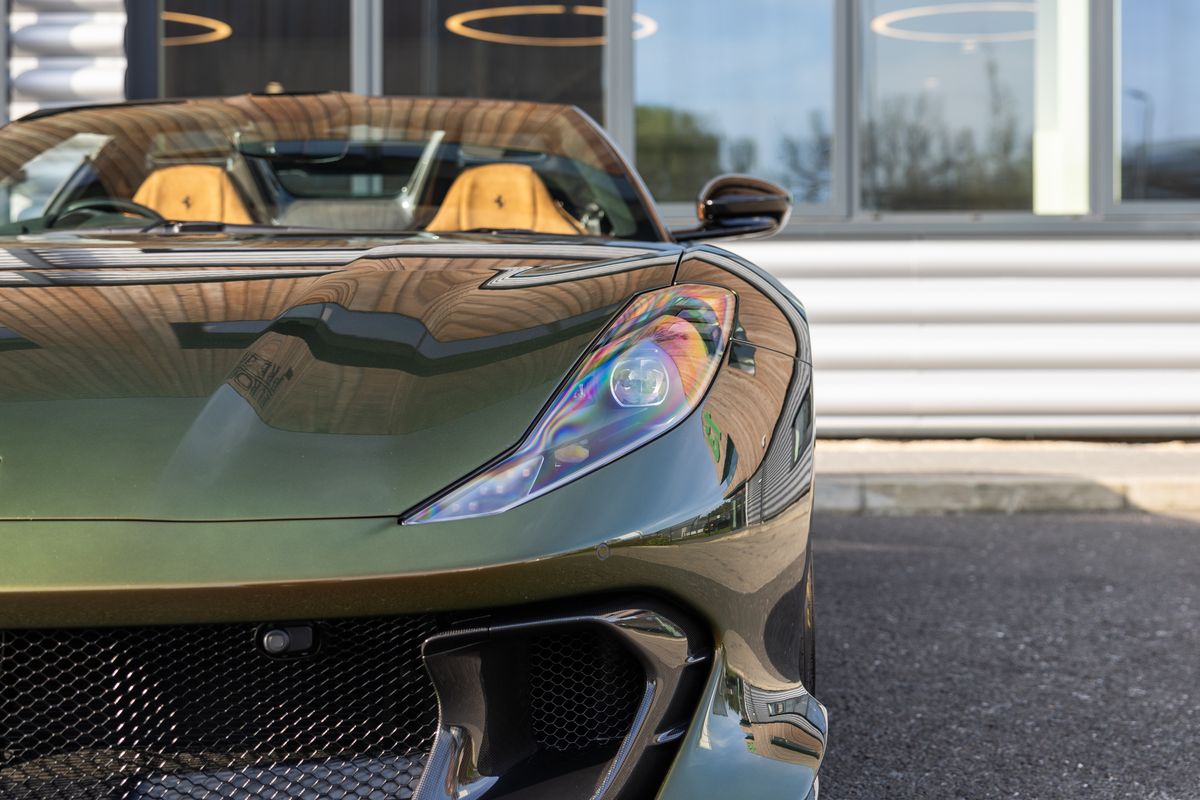 2024 Ferrari 812 Competizione Aperta