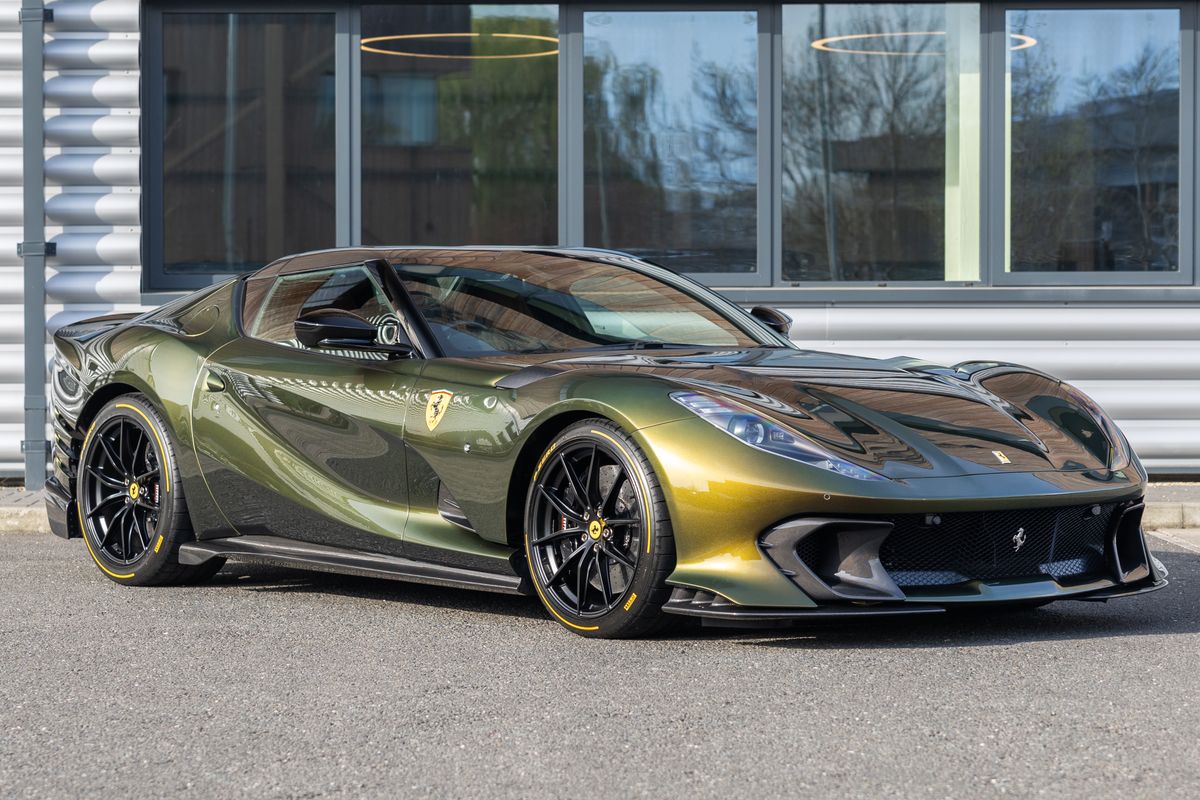 2024 Ferrari 812 Competizione Aperta