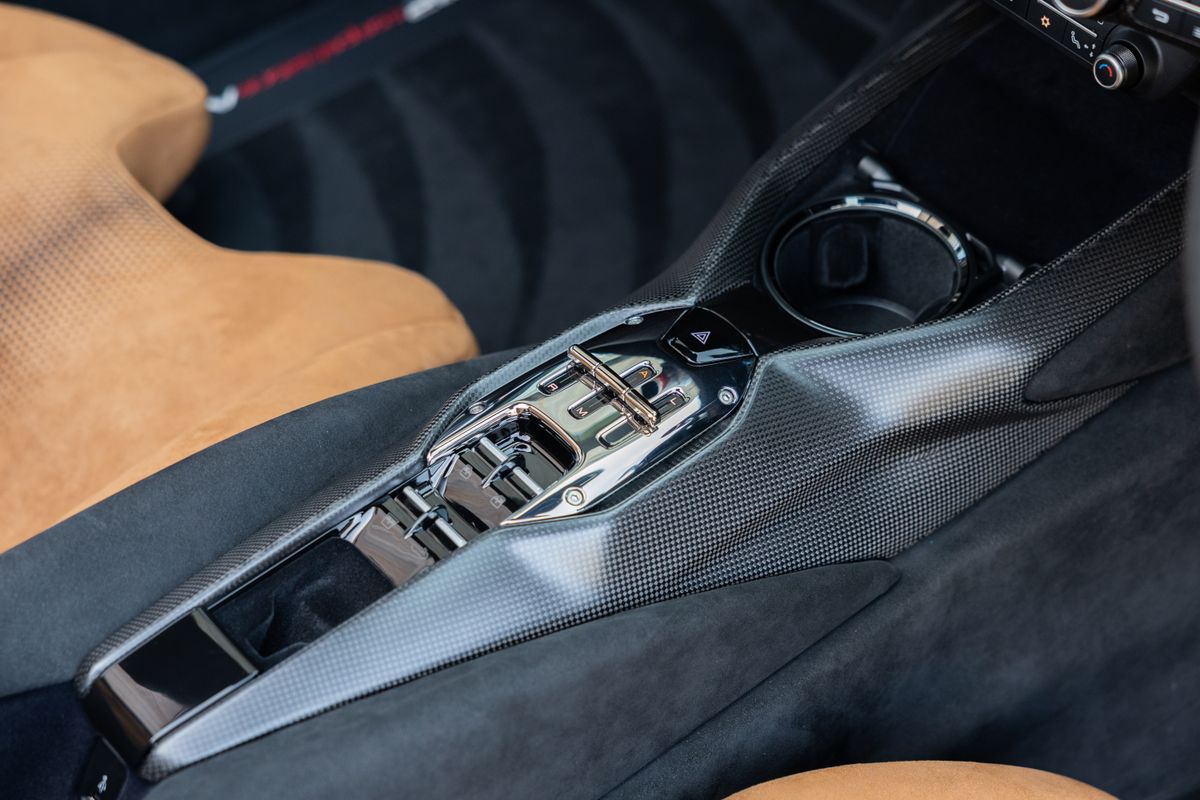 2024 Ferrari 812 Competizione Aperta