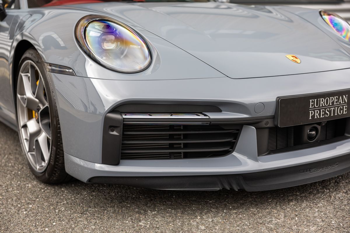 2024 Porsche 911 (992) Turbo S