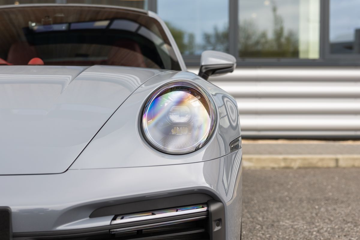 2024 Porsche 911 (992) Turbo S