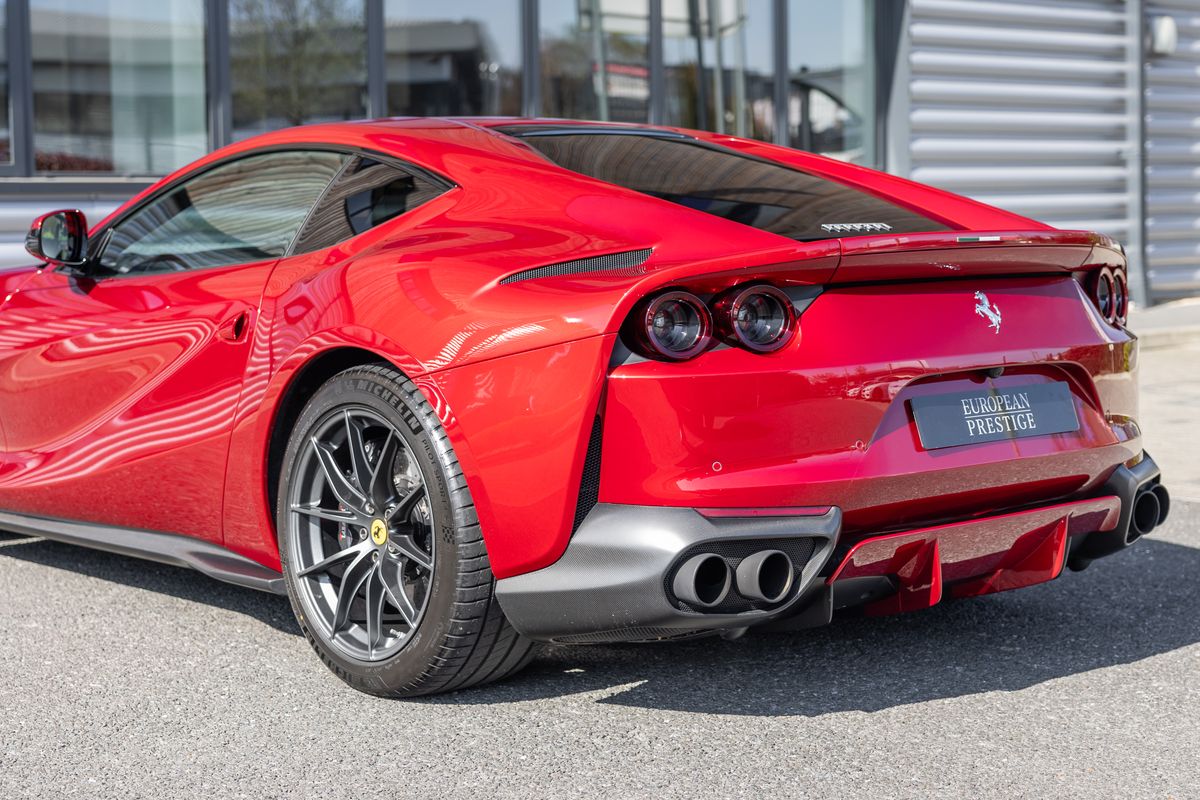 2019 Ferrari 812 Superfast