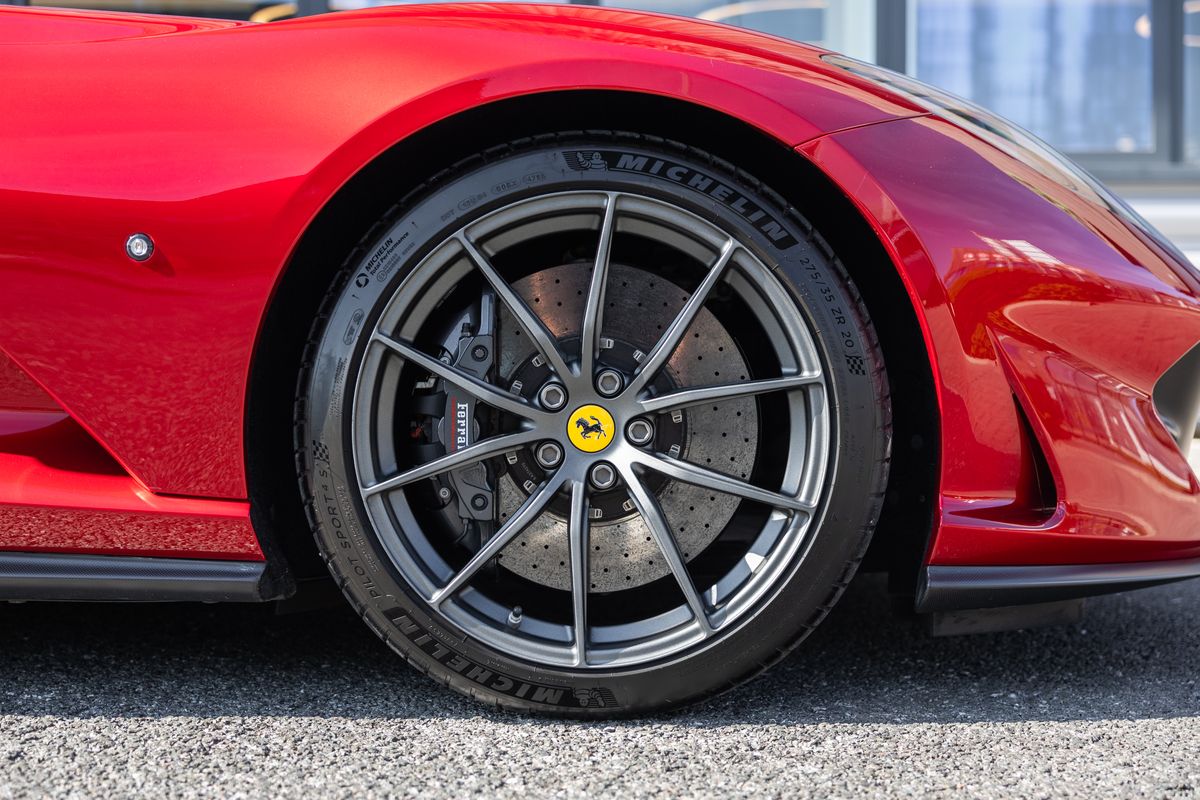 2019 Ferrari 812 Superfast