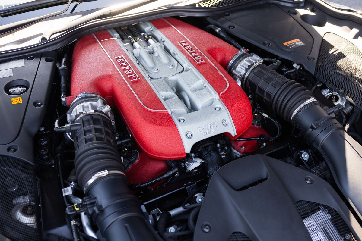 2019 Ferrari 812 Superfast ONYX 8XX