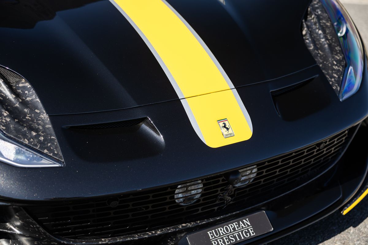 2019 Ferrari 812 Superfast ONYX 8XX