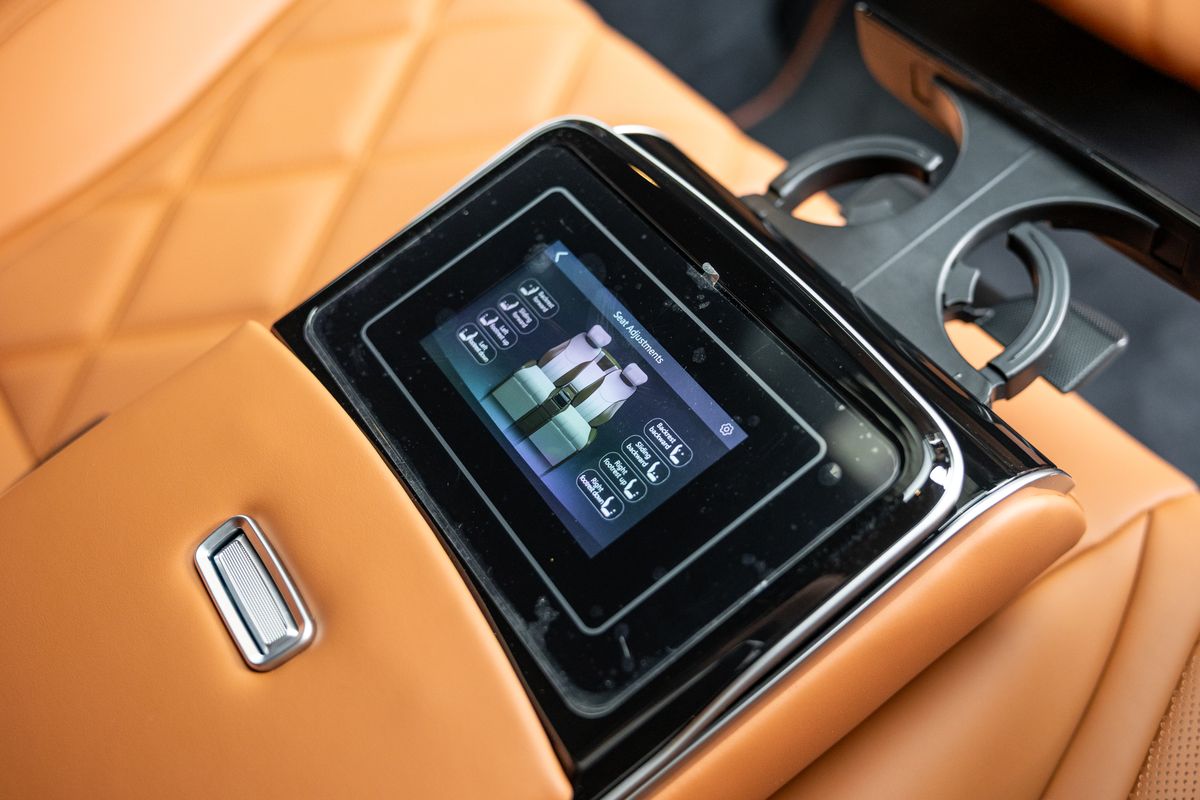 2023 Mercedes-Benz V Class V220d AMG Line